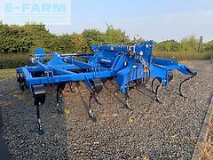 New Holland stxv 400