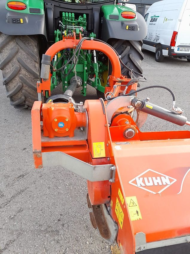 Kuhn TBES 262