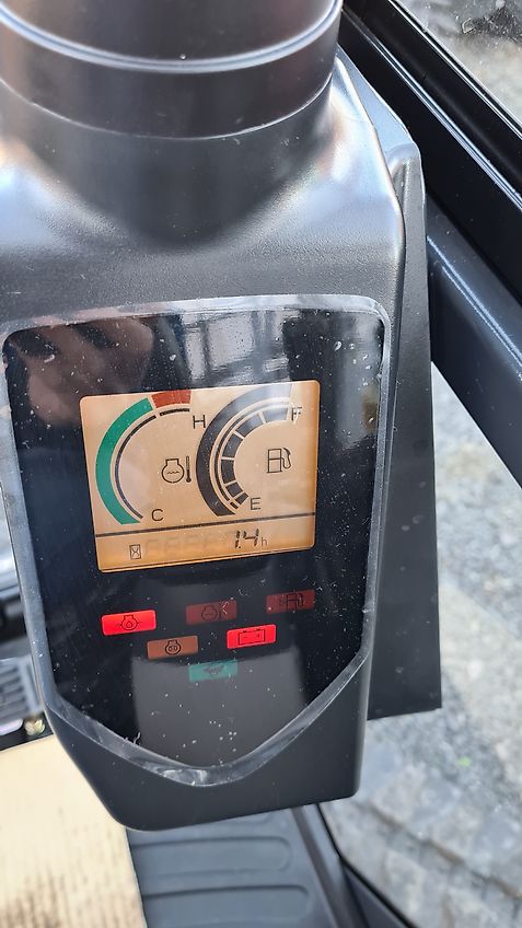 Hitachi ZX19-6 2,0t mit Verstellfahrwerk, Schwenkmotor/PowerTilt und Schnellwechsler MS03 - auch zur Miete!