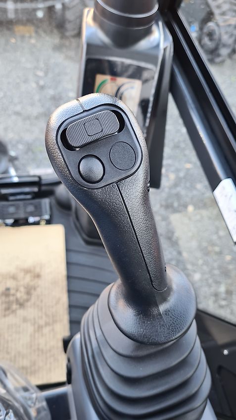 Hitachi ZX19-6 2,0t mit Verstellfahrwerk, Schwenkmotor/PowerTilt und Schnellwechsler MS03 - auch zur Miete!