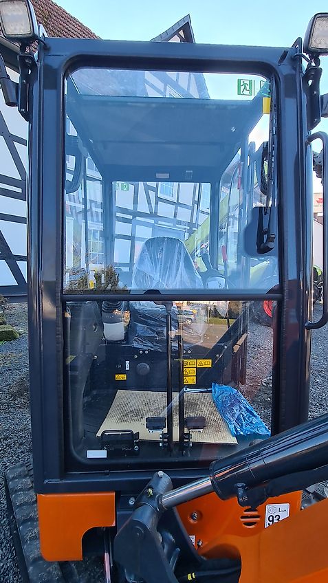 Hitachi ZX19-6 2,0t mit Verstellfahrwerk, Schwenkmotor/PowerTilt und Schnellwechsler MS03 - auch zur Miete!