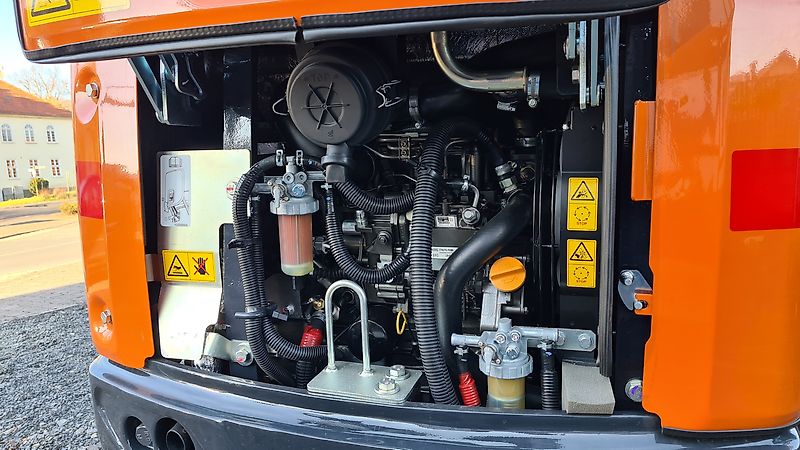 Hitachi ZX19-6 2,0t mit Verstellfahrwerk, Schwenkmotor/PowerTilt und Schnellwechsler MS03 - auch zur Miete!