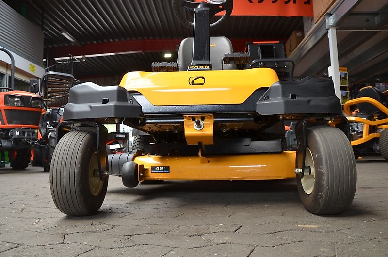 Cub Cadet XZ2 107i
