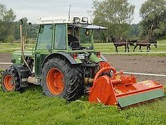 Humus SPG 155, SPG 180, SPG 200, SPG 220 Schlegelmulchgerät für alle Mulcharbeiten – für Traktoren bis 52 kW / 70 PS