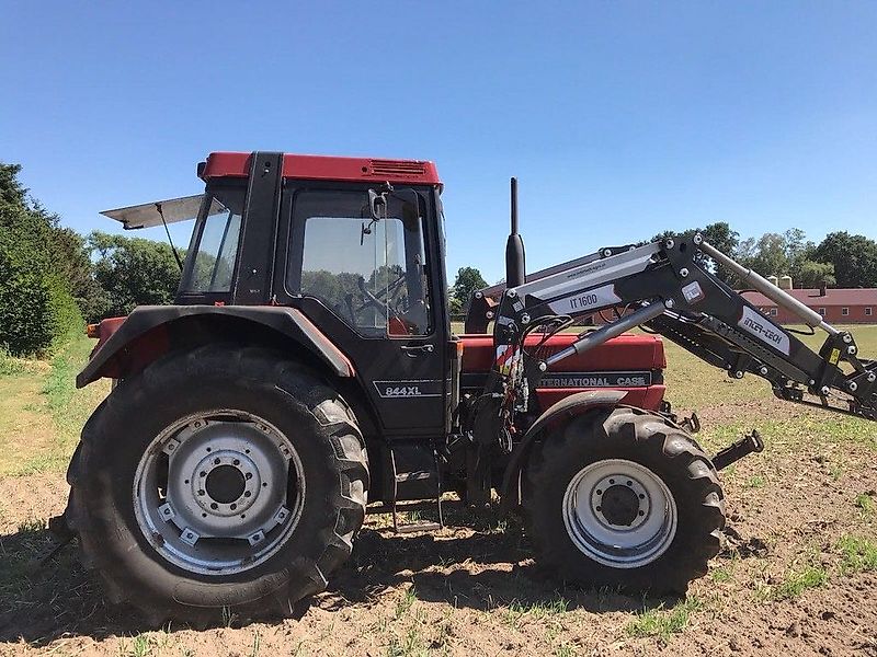 D&D Landtechnika Frontlader fur Case 844 / Lieferung frei