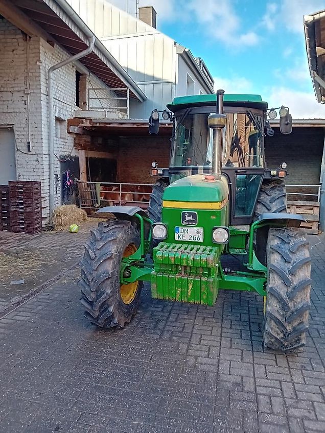 John Deere 2040