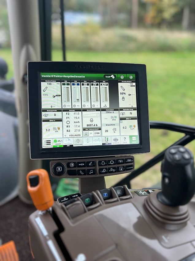 John Deere 6175R "Premium Edition"