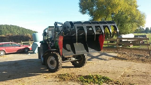 Inter Tech Frontlader fur Deutz Fahr 6206 / NEU