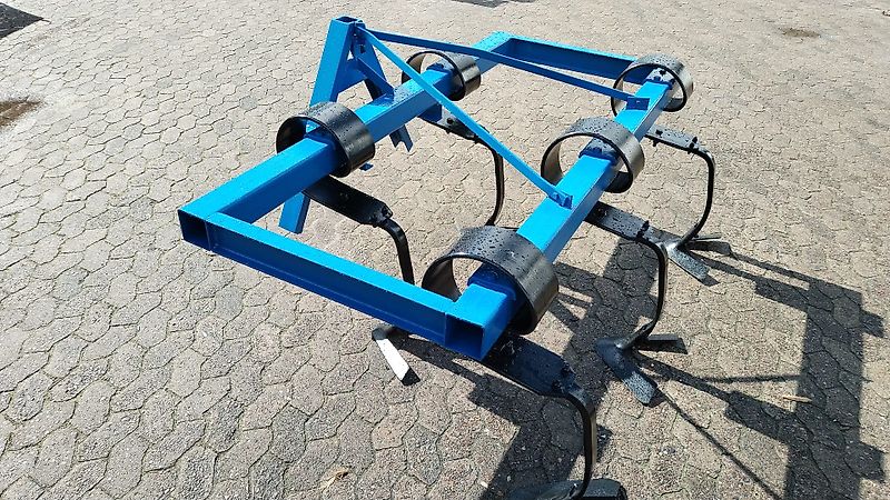 Köckerling Köckerling SGB 5/200 mit 420 mm breiten Blattfederstilen 200 cm Arbeitsbreite mit 5 gefederten Stilen die Verstopfungsfrei die pfluglose Bodenbearbeitung Idealerweise in Spezialkulturen erledigen