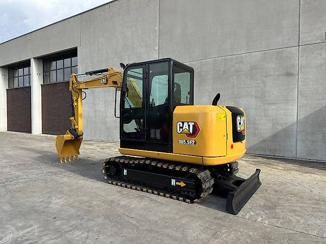 Caterpillar 305.5E2