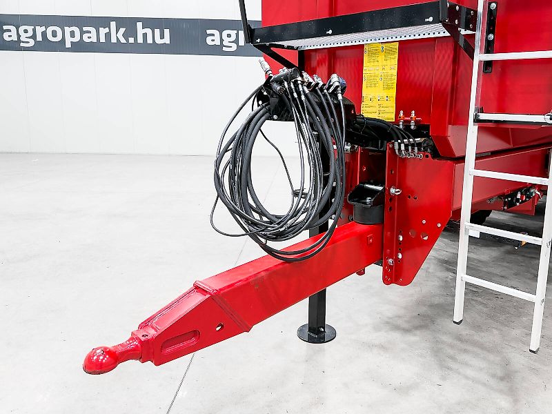 Krampe Big Body 900 (BB 900) 28 tons capacity, 46,1 m3, 3 axles, 80 cm extension, Made in Germany, premium trailer