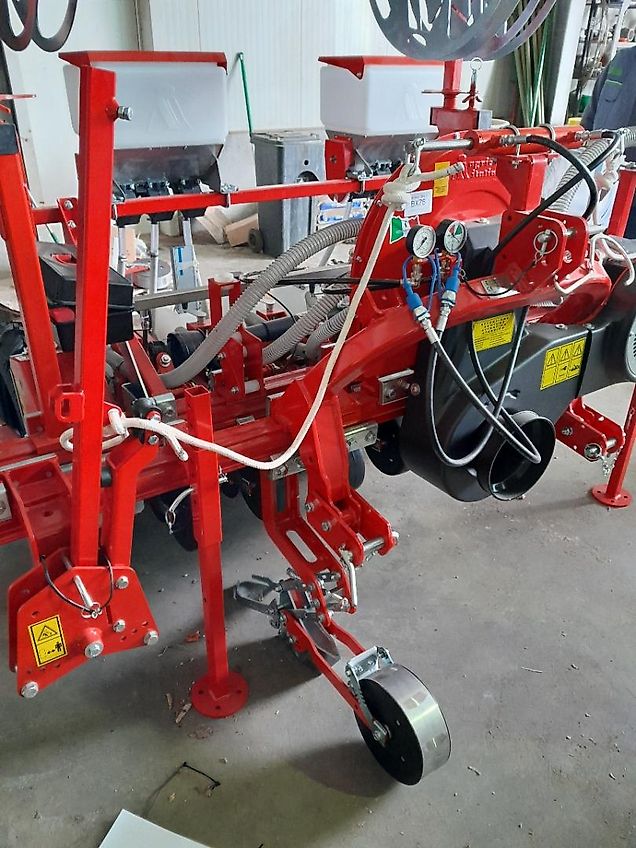 Agricola Italiana Uien groente zaaimachine