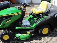 John Deere X167R