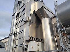 Stela Laxhuber UNI 12