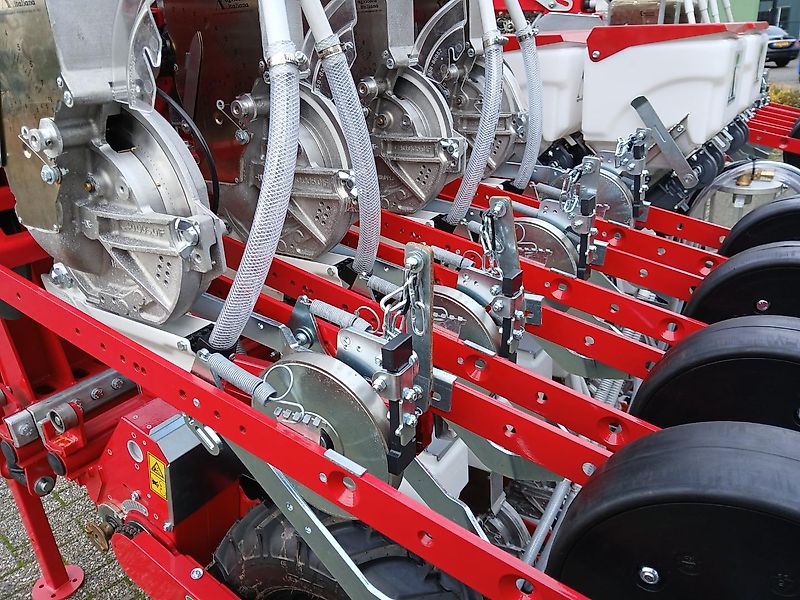 Agricola Italiana Uienzaaimachine groentenzaaimachine