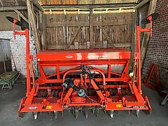 Kuhn Integra 3003 inkl. HRB303 ,,Kundenauftrag"