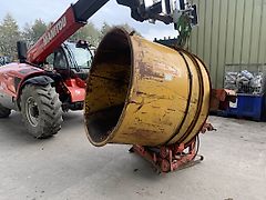 Teagle USED Teagle Tomahawk 404 Bale Feeder For Sale