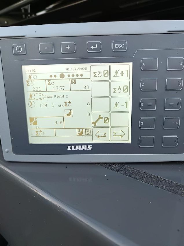 Claas Rollant 520 RC