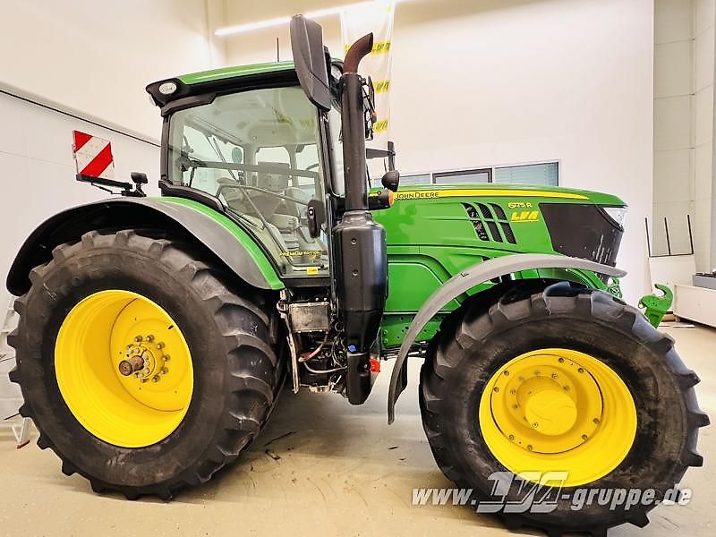 John Deere 6175R