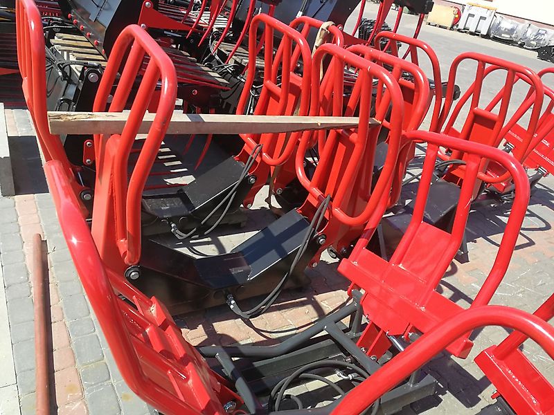 Metal-Technik Rundballenzange/ Bale clamp/ Chwytak do bel / Pinzas para pacas redondas