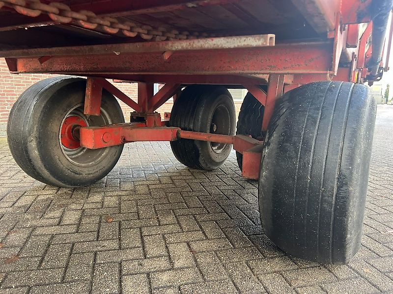 Strautmann Vitesse 2 opraapwagen