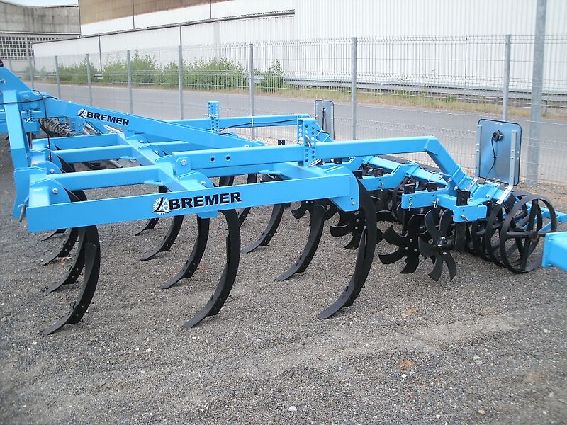 Bremer Maschinenbau Mulchgrubber Champion 300 - Boden gutmachen, ein gesundes UmFELD schaffen