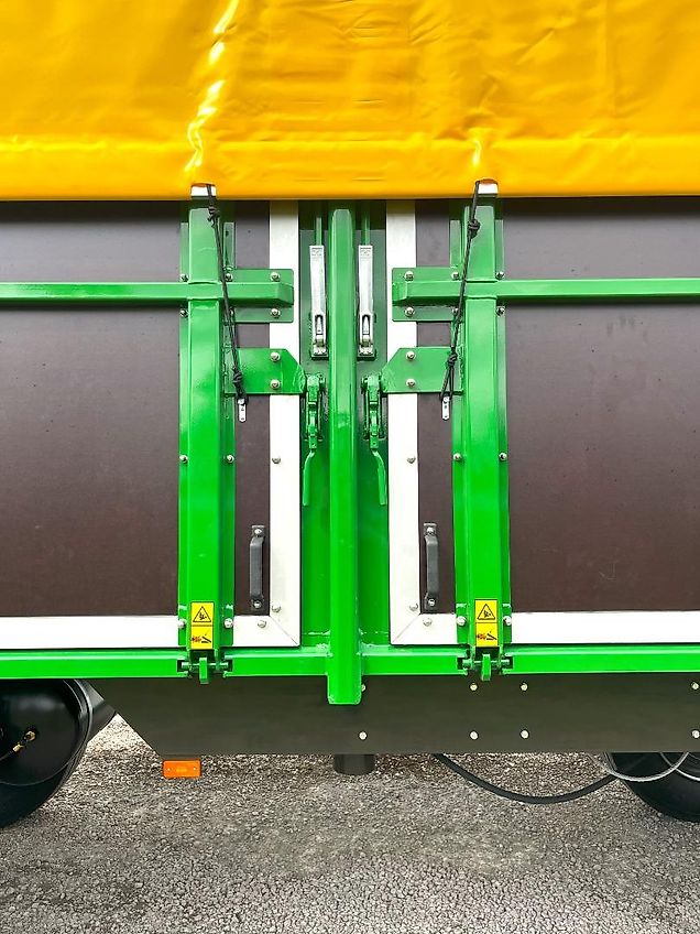 Umega 18-Tonnen Anhänger / Dreiseitenkipper / CPD180