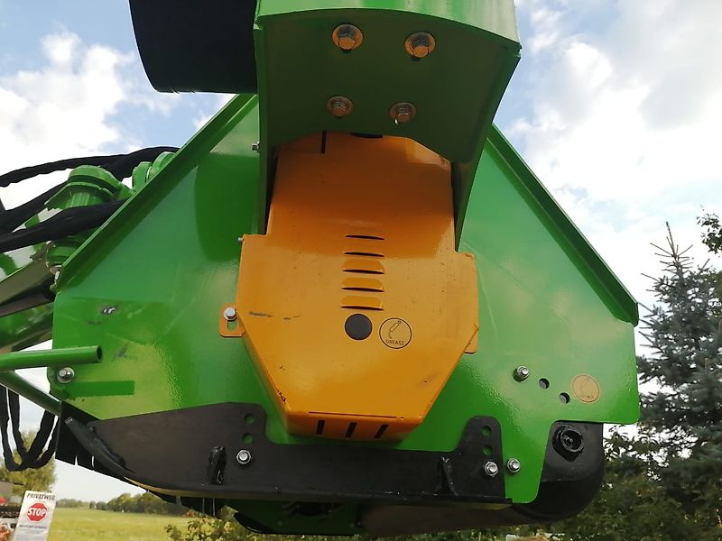 Maschio Kein Celli Tehnos Müthing Draggone Berti Maschio 200cm Seitenmulcher 90 GRad nach oben 55Grad in Böschungen 2 Doppelwirkende Steuergeräte Schlegelrotor mit schweren Hammerschlegel Verschraubt 2m Arbeitsbreite zu Demozwecken im Einsatz
