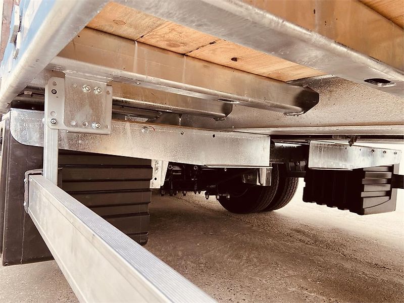 Möslein TT 28 Tridem- Tieflader 3 Achs, gelenktNeufahrzeu