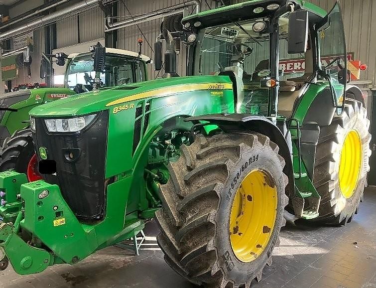 John Deere 8345 R