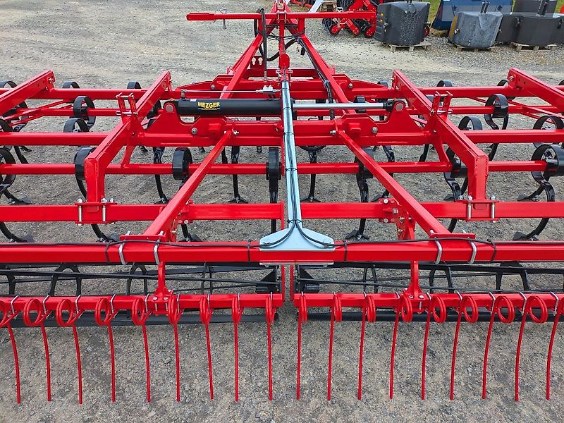 POM Meteor II Leichtgrubber 6 m, Flachgrubber, Federzinkengrubber