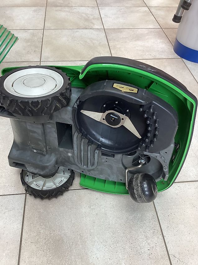 Viking Rasenmähroboter MI322C