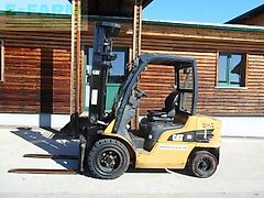 Caterpillar dp30n triplex 5,97 meter + ss + ls + halbkab.