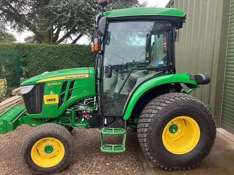 John Deere 4066R