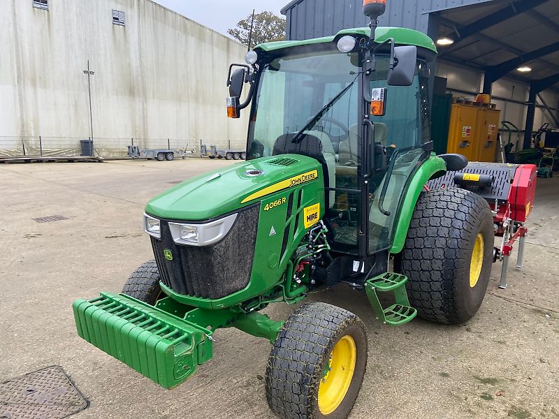 John Deere 4066R