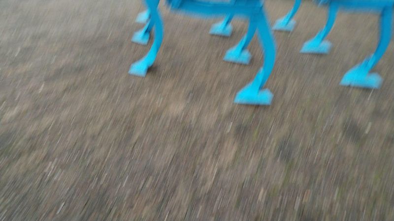 Lemken Lemken Grubber 220cm Nonstop Fremdkörpersicherung an 9 Grubberstilen Rahmenhöhe 70cm Ideal zur Tannenbaumrodung Fremdkörpersicherung über Federpaket über Gewindestange einstellbar