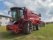 Case IH Axial-Flow 6150 inkl. 6,70 m Schneidwerk und Wagen