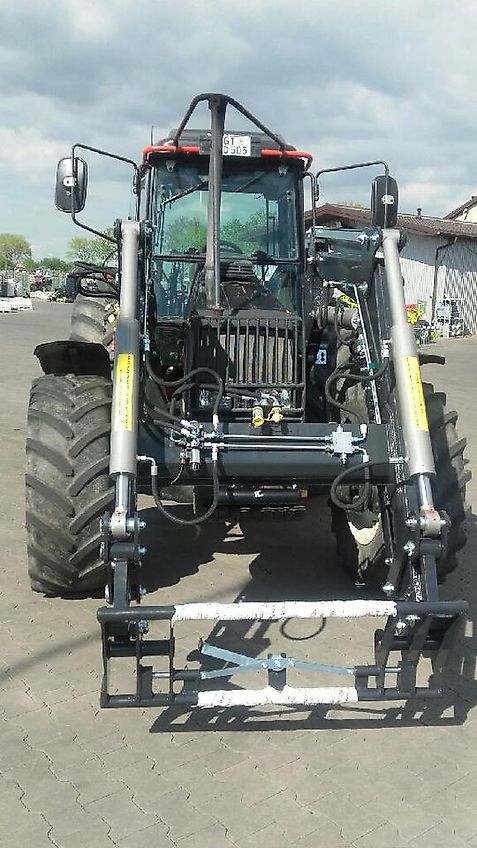 Inter Tech Frontlader für Valtra 6000 / Valmet 800 / Lieferung frei