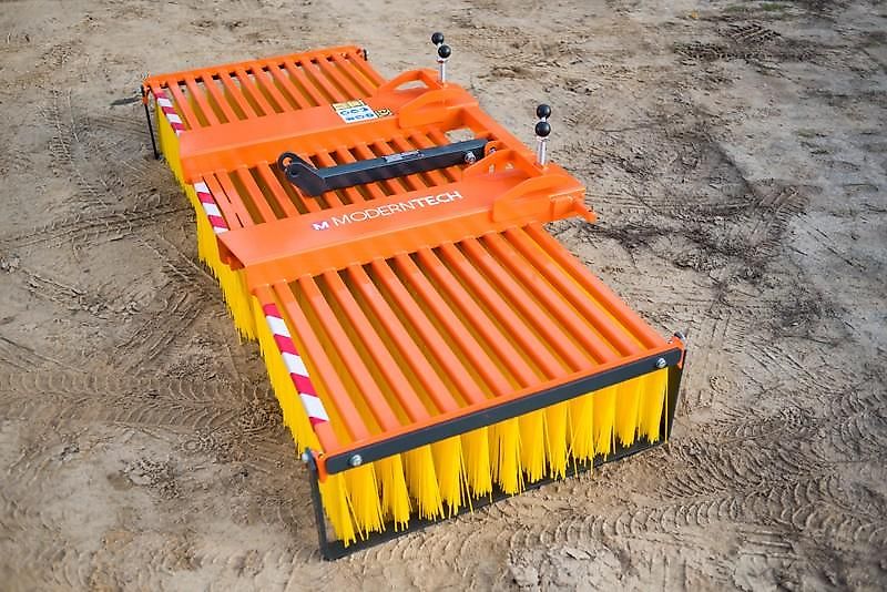 Moderntech Kehrmaschine / Sweeper / Balayeuse / Spazzolatrice / Подметальная машина / Zamiatarka 3 m