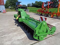 Maschio Krone Bodenfräse TRS 180-400 mit 520 mm Rohrstabwalze Arbeitsbreite 420cm 96 Winkelmesser 100% mit Schaltgetriebe Gewicht mit Pakerwalze ca 2400kg