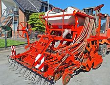 Kuhn Venta TI mit Kuhn Kreiselegge HRB 302 Kuhn Venta TI mit Kuhn Kreiselegge HRB 302
