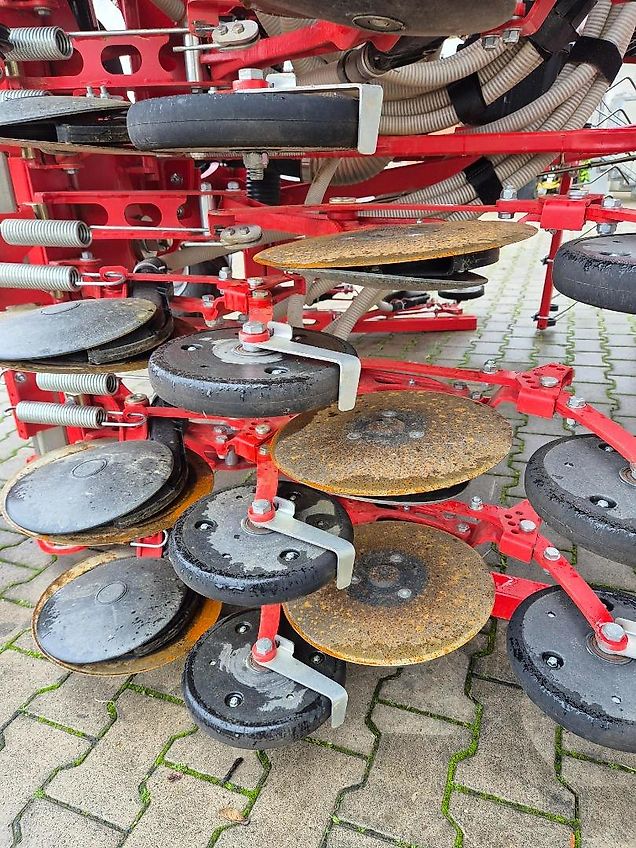 Kverneland Solosämaschine Satio F 6m