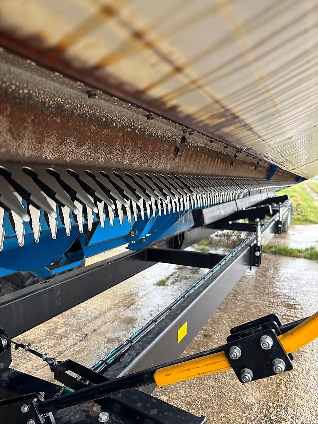 Shelbourne Reynolds 42' / 12.6m XCV Stripper Header