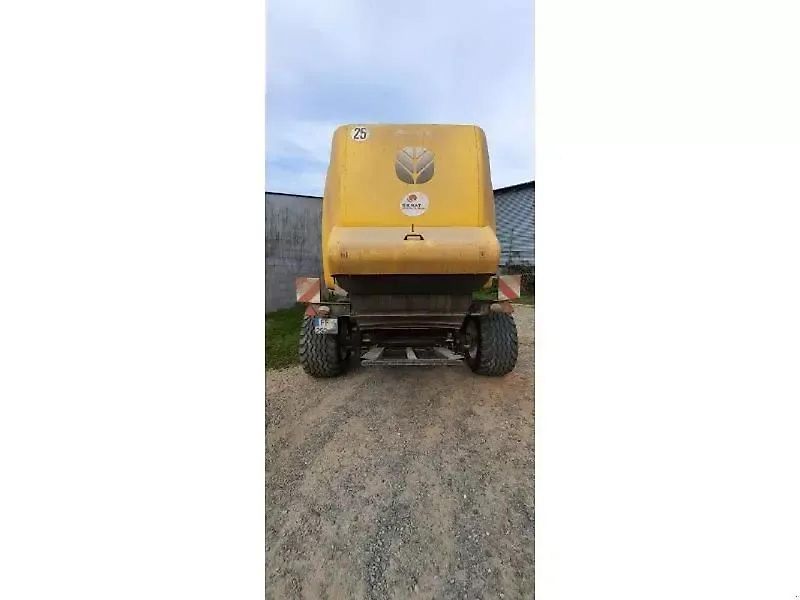 New Holland roll-belt180