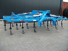 Hofstede / Awemak Zware stoppelcultivator 4.7M stoppel cultivator met zware veertanden 35x35mm