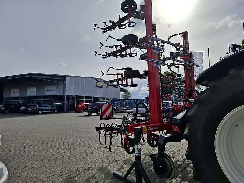 Kverneland Lynx 2000 + Onyx 3064