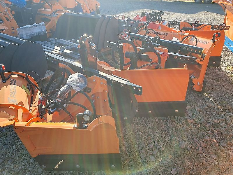 PADAGAS VARIO SCHNEESCHILD Traktor Hoflader Bema