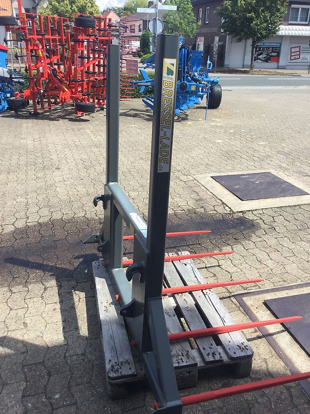 Bressel und Lade Ballenspieß 1800 EURO Aufnahme