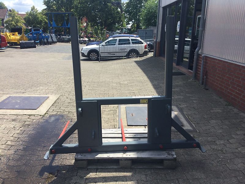 Bressel und Lade Ballenspieß 1800 EURO Aufnahme