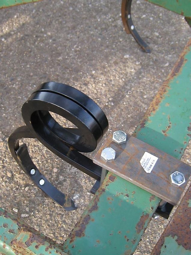 Cousins Pigtail cultivator